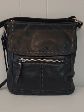 Fossil Hanover Classic Black Leather Crossbody/Shoulder Bag w/ Adjustable Strap